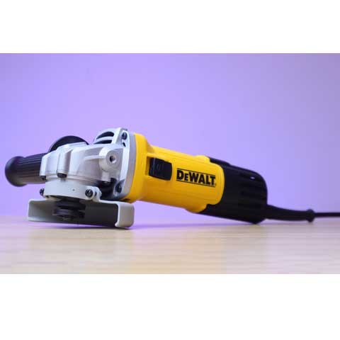 Máy Mài Góc DeWalt DWE750S-B1