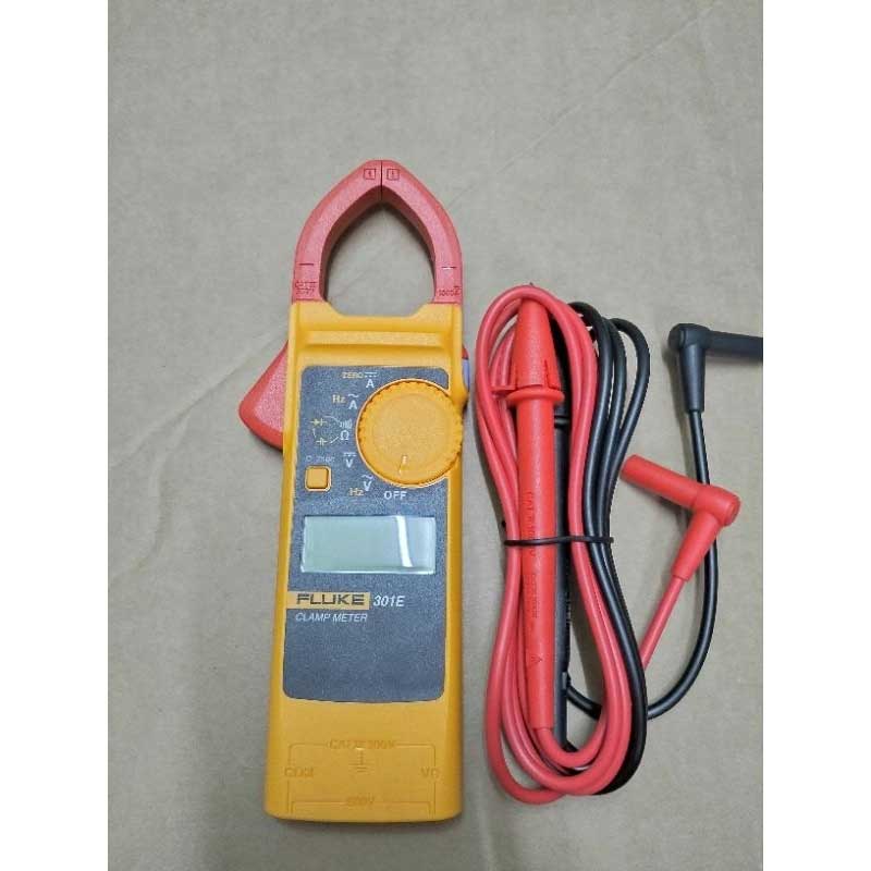 Đồng Hồ Ampe Kìm Fluke 301E