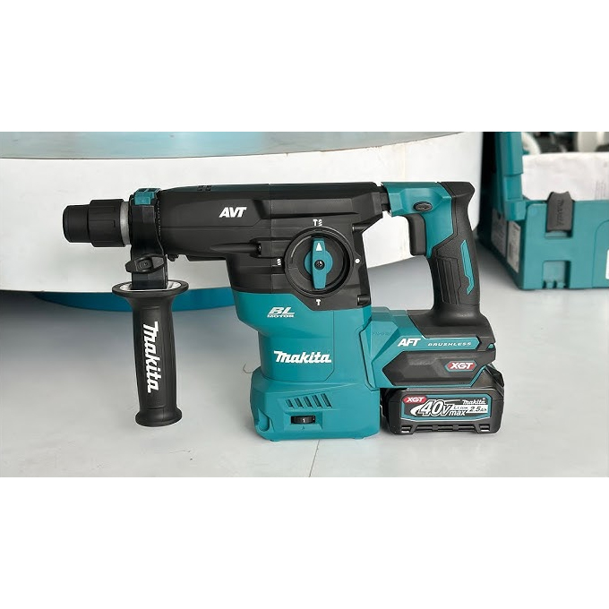 Máy Đục Bê Tông Pin Makita HR008G