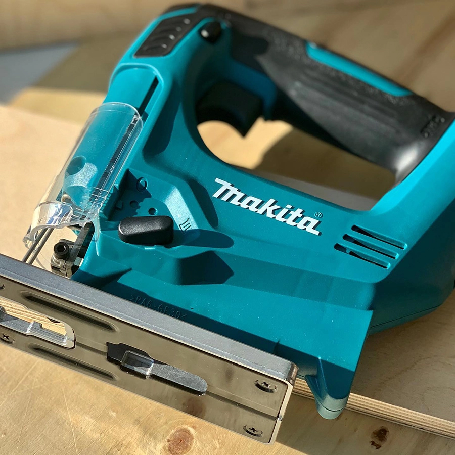 Máy Cưa Lọng Dùng Pin Makita JV100D