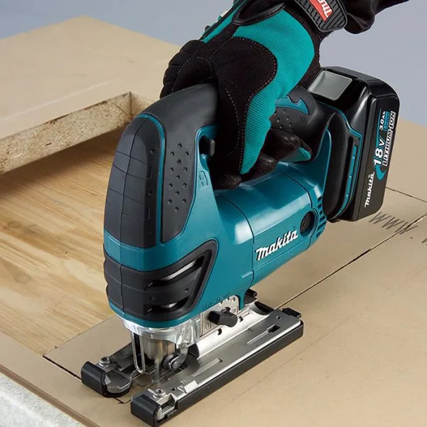 Máy Cưa Lọng Dùng Pin Makita DJV180