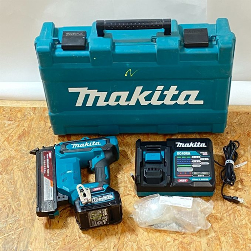 Máy Bắn Đinh Dùng Pin Makita FN001G