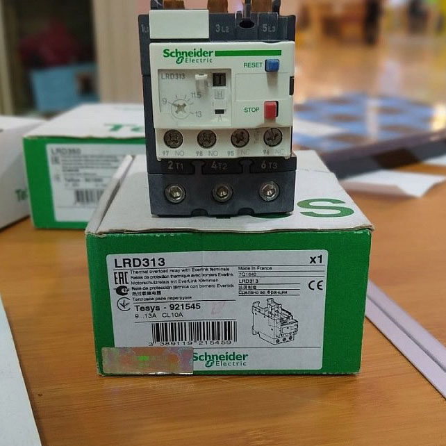 Relay nhiệt Schneider LRD313