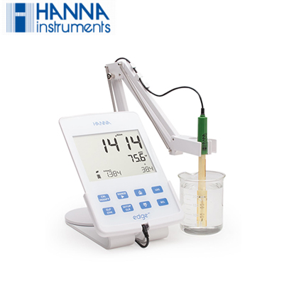 Máy đo độ mặn để bàn Hanna HI2003-02